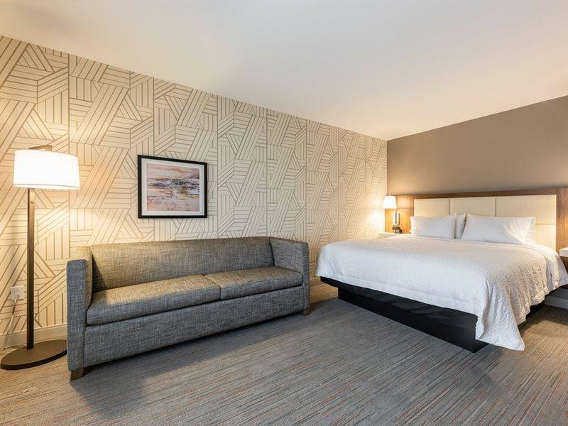 Hampton Inn & Suites Шарлоттаун Экстерьер фото