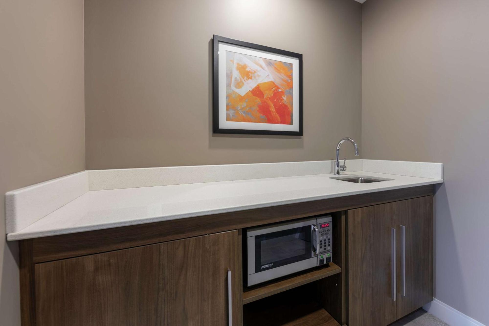Hampton Inn & Suites Шарлоттаун Экстерьер фото