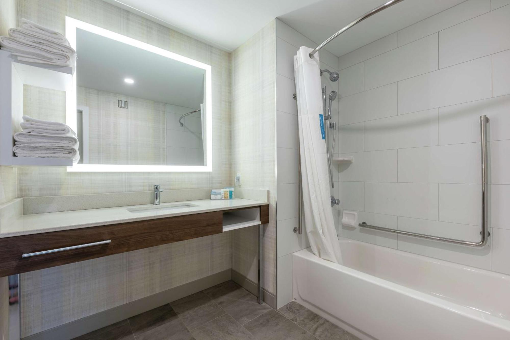 Hampton Inn & Suites Шарлоттаун Экстерьер фото