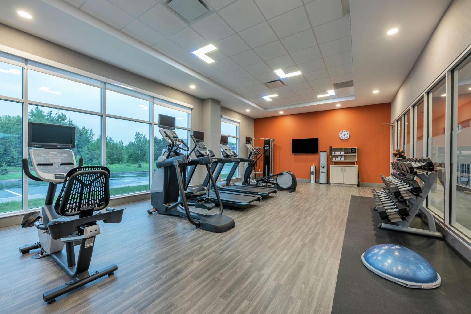 Hampton Inn & Suites Шарлоттаун Экстерьер фото
