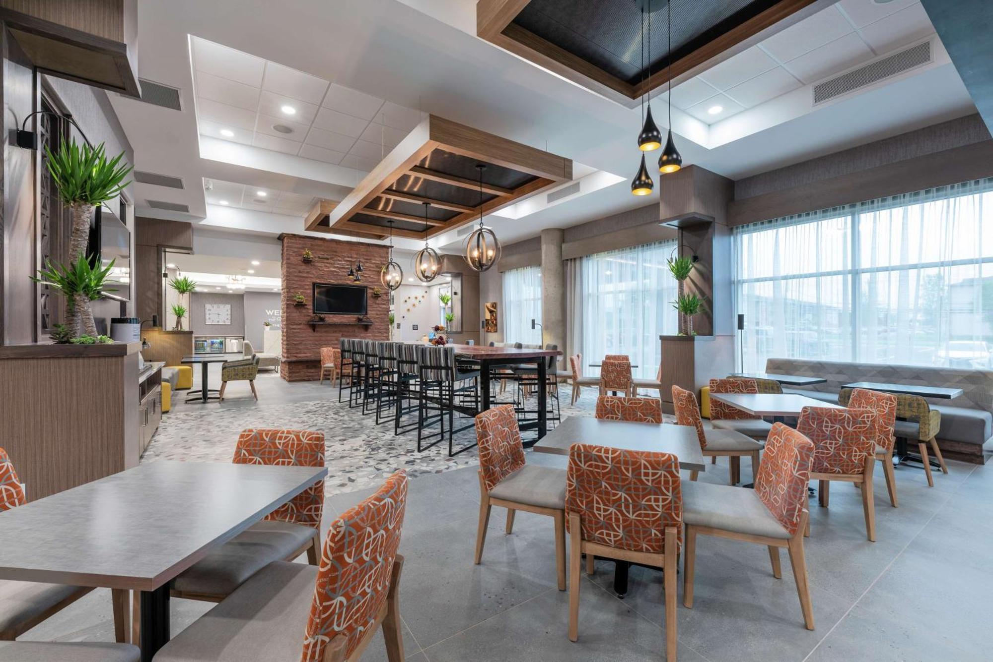 Hampton Inn & Suites Шарлоттаун Экстерьер фото